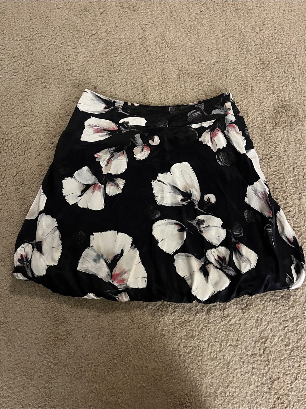 White House Black Market Black Floral Bubble-Hem Skirt with White Blooms